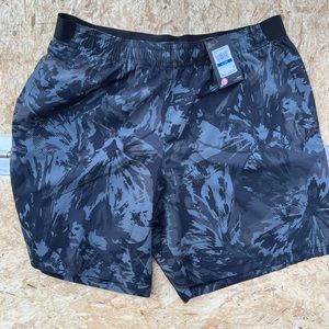 Under armour woven adapt shorts XL black NWT